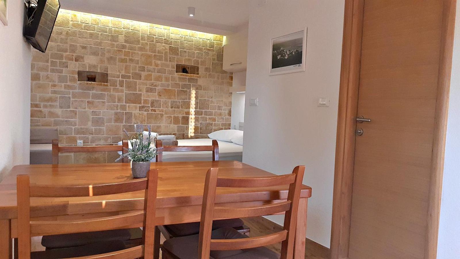 Apartamento Stone House Bonaca Baška Voda Habitación foto